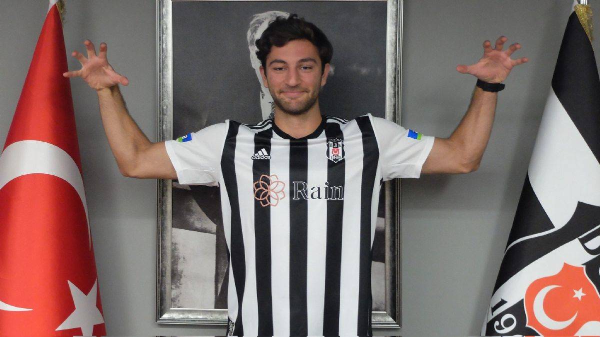 Beşiktaşlı Emrecan Uzunhan, trafik kazası sonrası saldırıda yaralandı