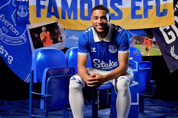 Arnaut Danjuma'nın yeni adresi Everton