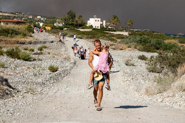 Komşuda korkunç olay! Tahliye emri verildi