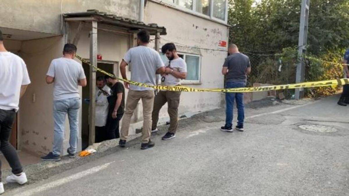 Ev sahibi, evinde kadın cesedi buldu