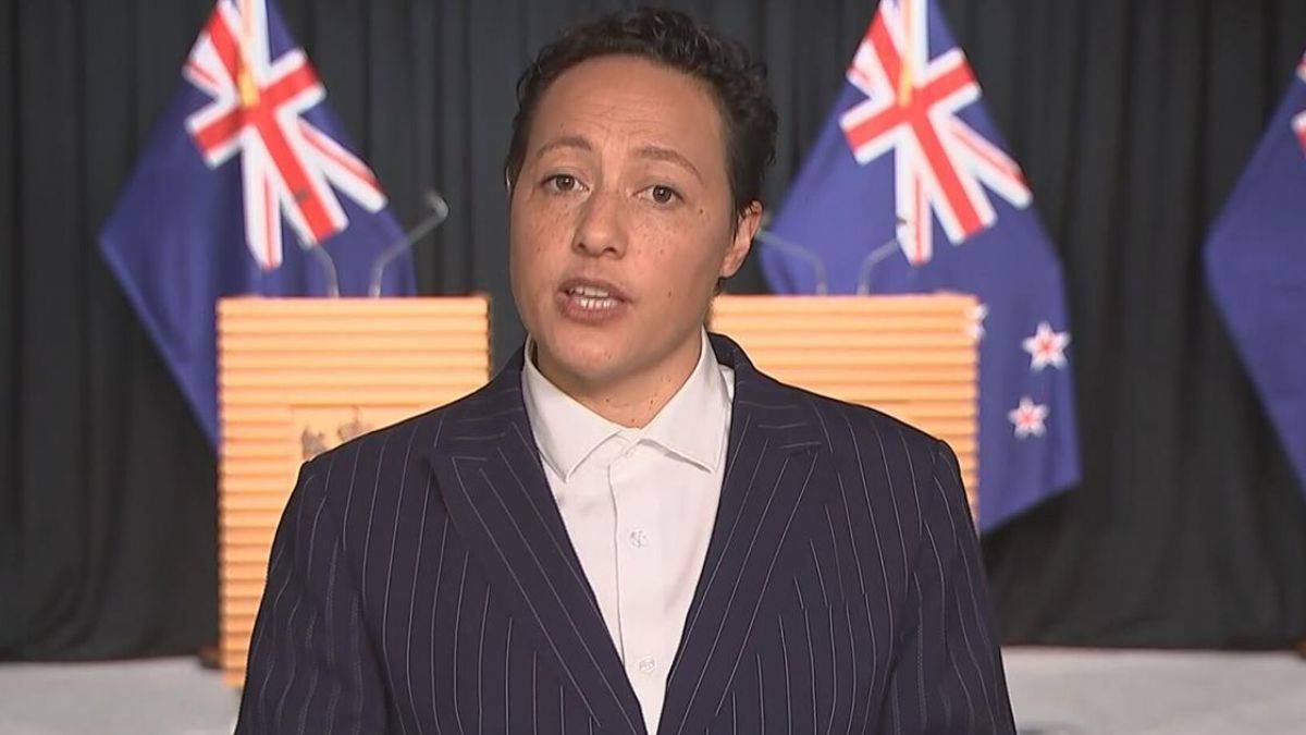 Adalet Bakanı trafikte alkollü çıktı, istifa etti