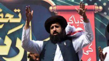 Pakistanlı liderden ekonomik krize şaşırtan çözüm! 'Kur'an sağda, atom bombası solda'