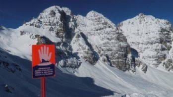 Avusturya'da çığ altında kalan 5 kişi hayatını kaybetti