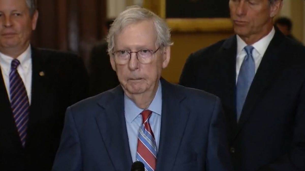 Konuşmaya başlarken 20 saniye donakaldı