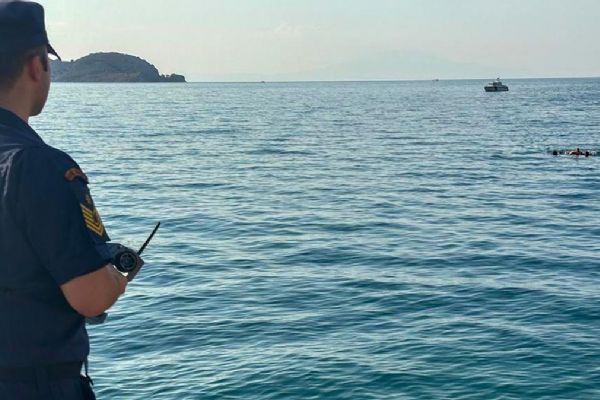 Van Gölü'nde mahsur kaldı: Böyle kurtarıldı