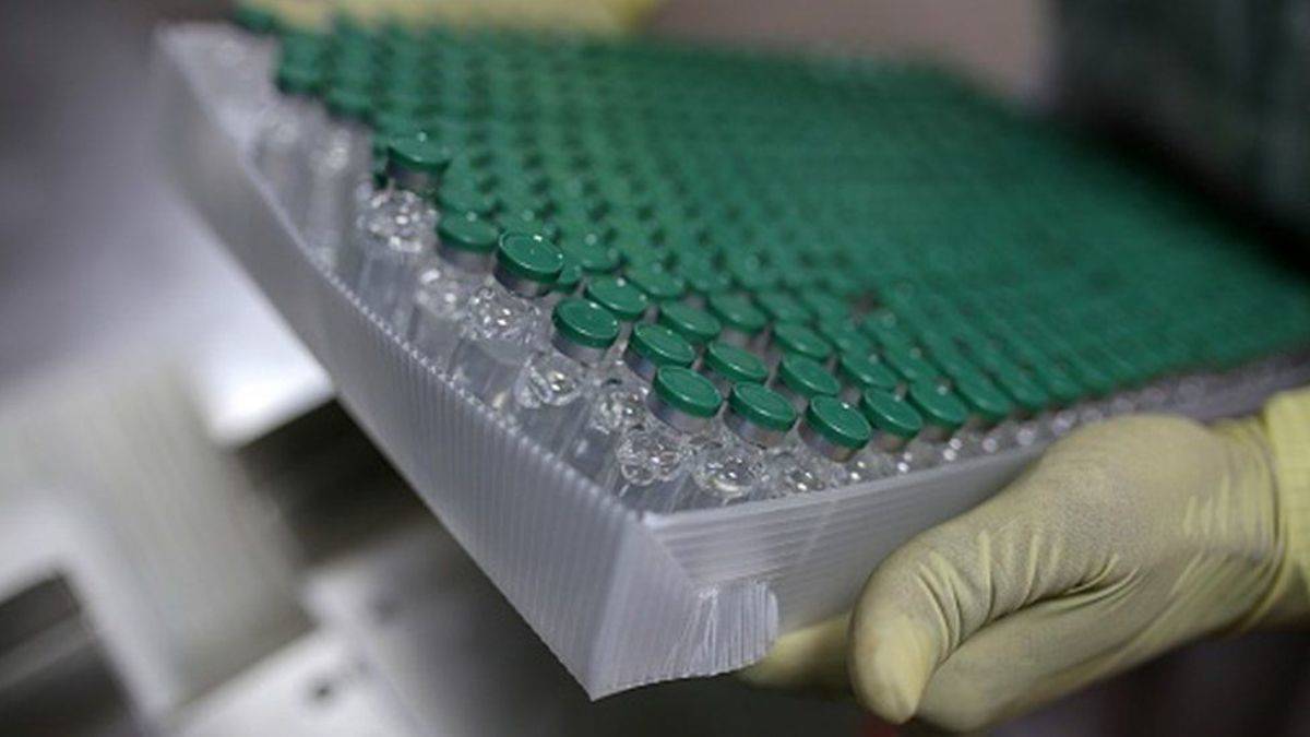 Avrupa'nın aşı yamyamlığı: Stoklar ellerinde patladı