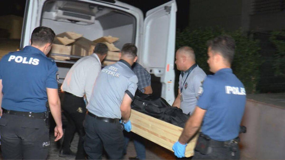 Tartıştığı kadını bıçaklayarak öldürdü