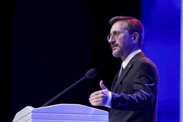 İletişim Başkanı Altun: Türkiye büyüme ve özgürleşme mücadelesini sürdürüyor