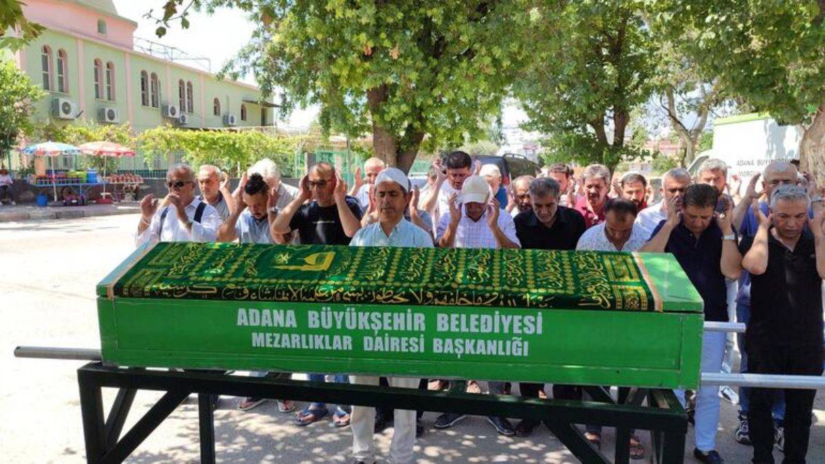 Cenazeler karıştı, yeniden toprağa verildi