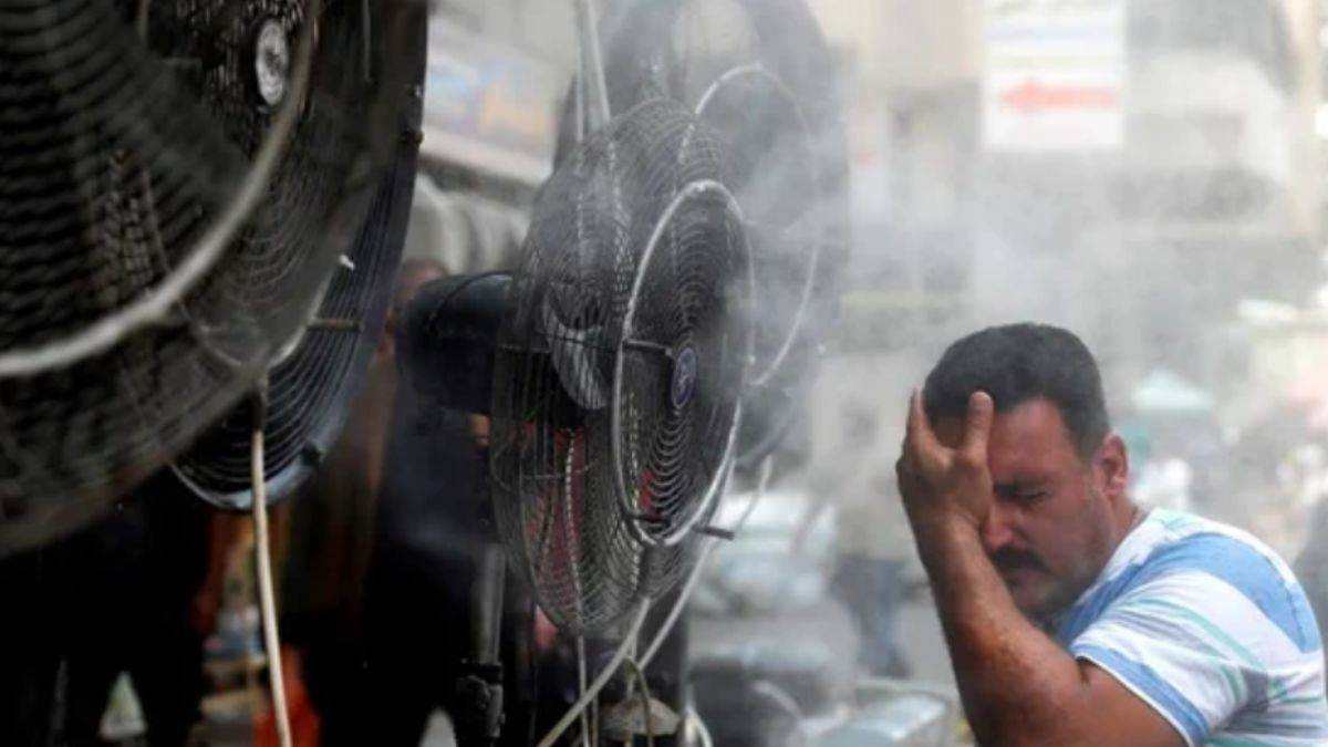 İran'da sıcaklık 50 dereceyi aştı