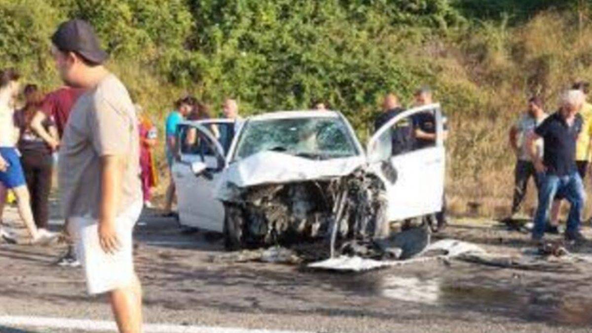 Yalova'da hatalı sollama kazası: 2 ölü, 3 yaralı