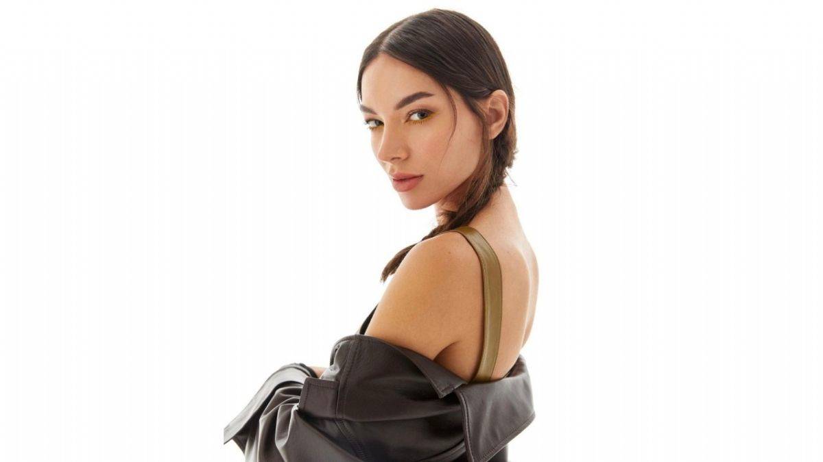 Oyuncu Özüm Çakır: Dünya Türk dizilerini konuşuyor