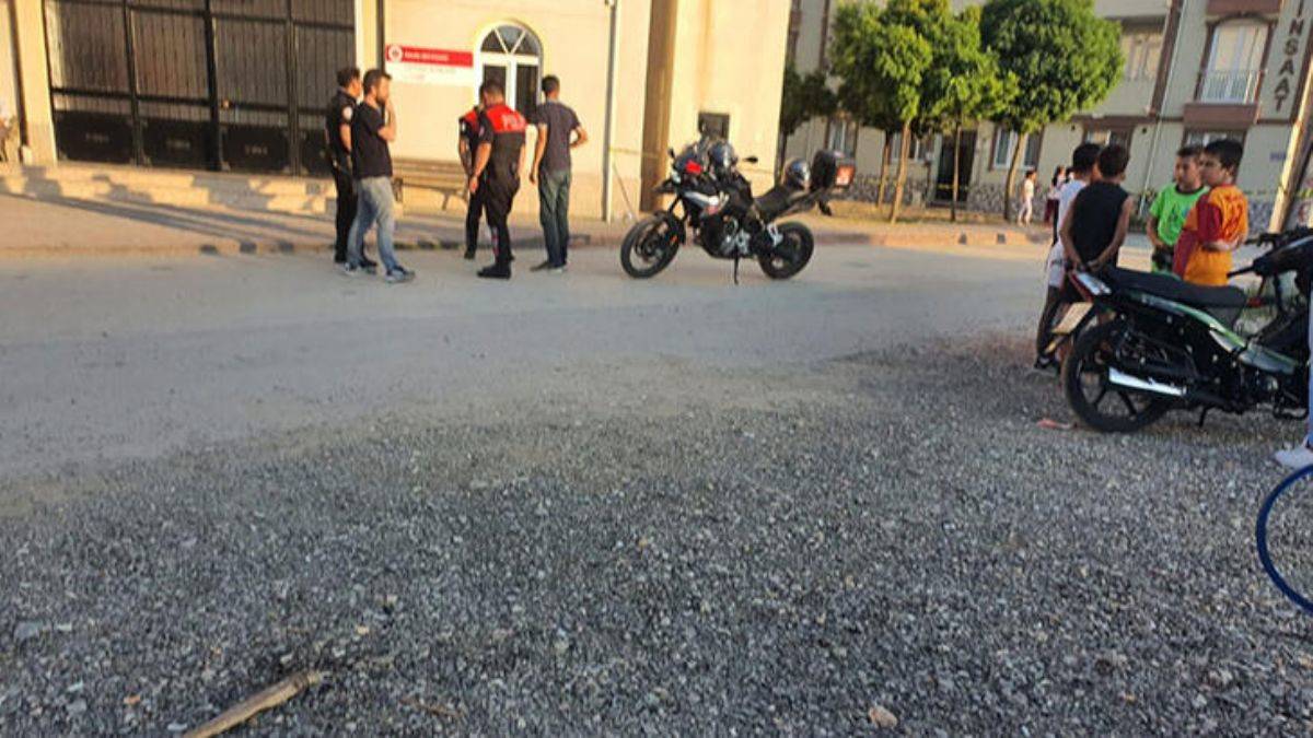 Tartıştığı arkadaşını cami önüne çağırıp vurdu