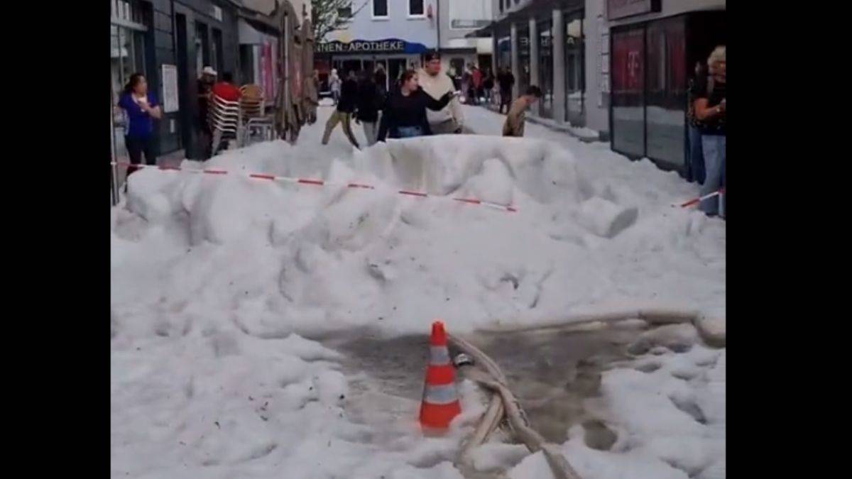 Almanya'da yaz ortasında kış şoku