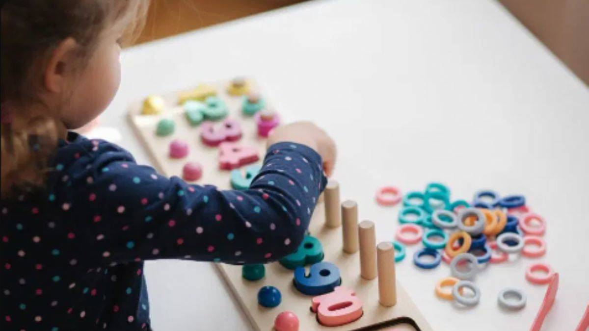 Çocuğunuza günde sadece 5 oyuncak verin