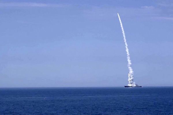 Ukrayna 12 Kalibr füzesi imha etti