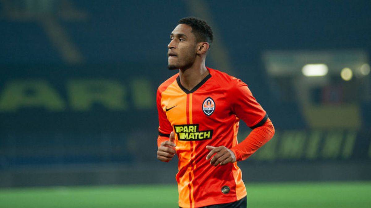 Tete Galatasaray'da, Fenerbahçe'den açıklama