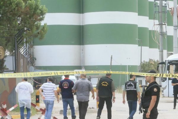 Kocaeli'ndeki patlamaya ilişkin inceleme devam ediyor