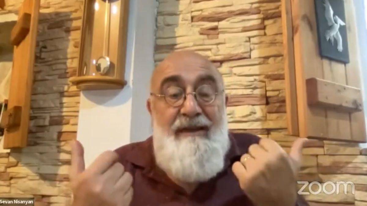 Nişanyan'dan 'Türkiye'de Suriyeli-Arap düşmanlığı' yorumu