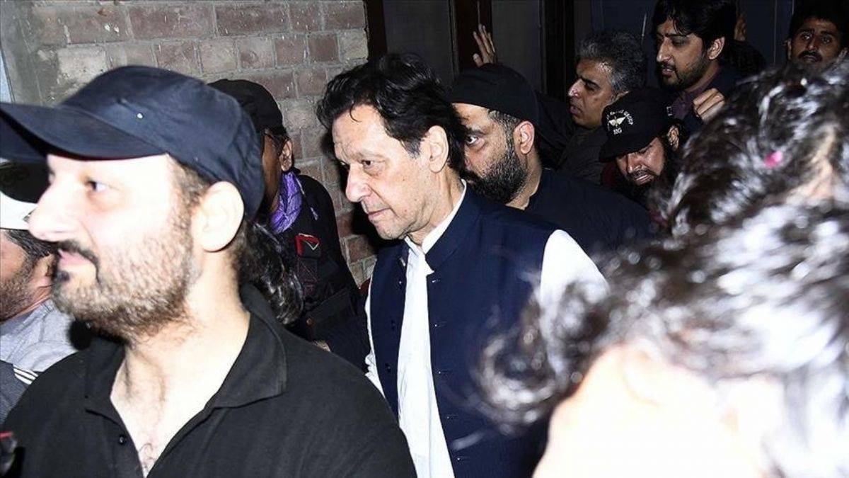 İmran Han'ı Amerikan komplosu mu devirdi?