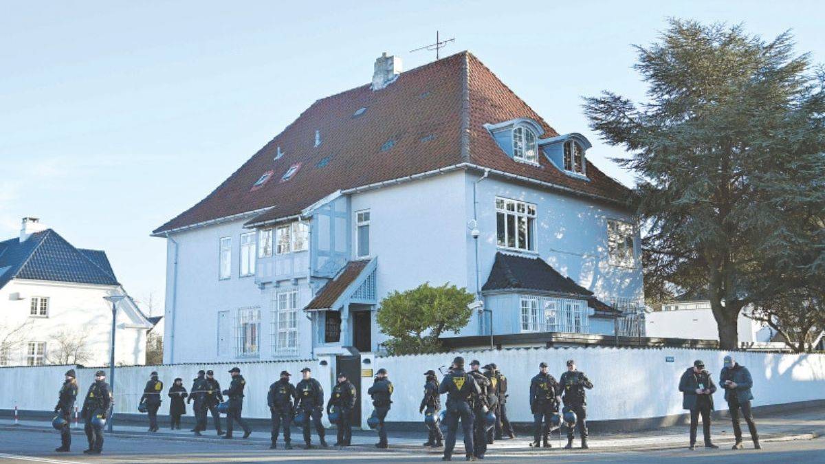 Kur'an-ı Kerim'e saldırılar devam ediyor