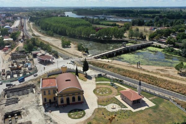 Türkiye ile Avrupa'yı birbirine bağlayacak! Dev projenin yüzde 65'i bitti