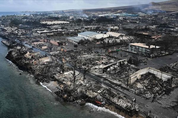 Hawaii'de devam eden orman yangınlarında ölenlerin sayısı 80'e çıktı