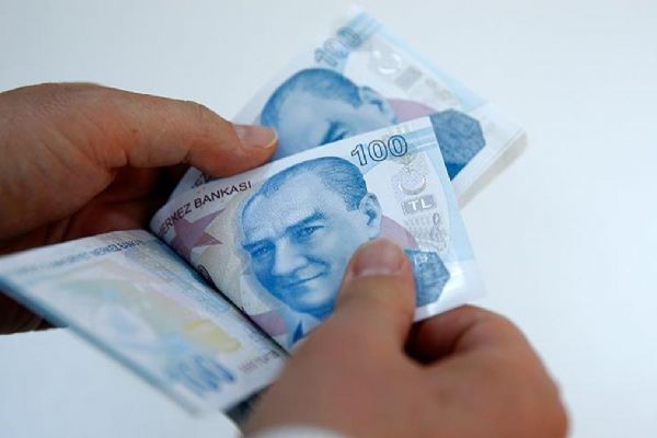 7 milyona yakın memur ve memur emeklisinin gözü hükümetin teklifinde