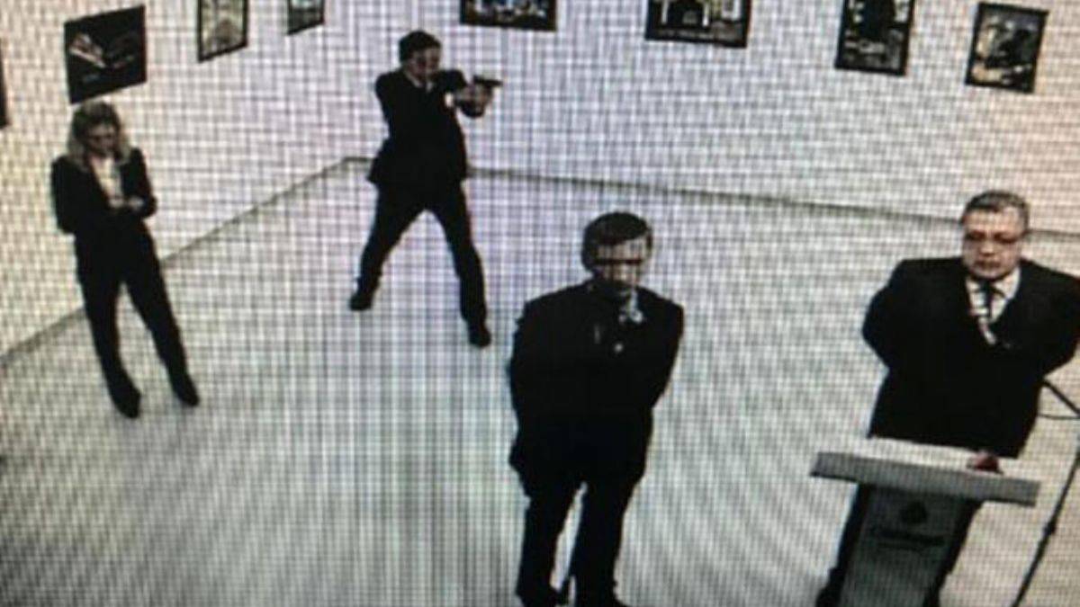 Büyükelçi Karlov suikastında 'mahrem imam' yakalandı