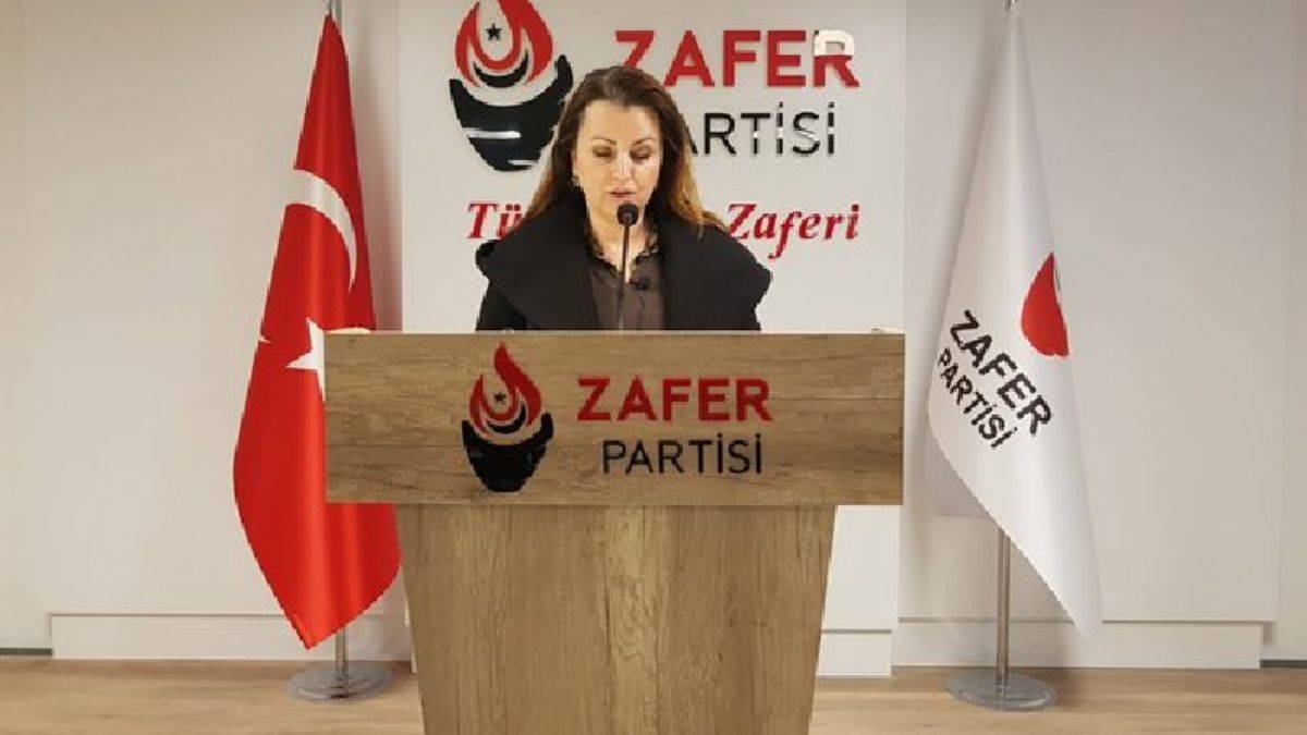 Zafer Partisi'nde istifa: 'Belden aşağı mevzu var'
