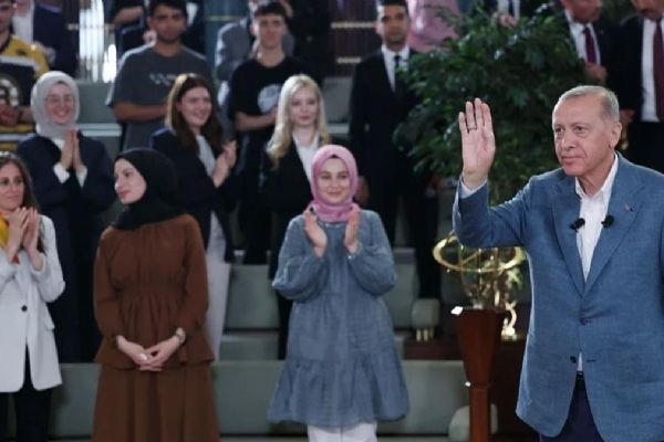 Erdoğan talimat verdi! Gençlere verilen sözler tutuluyor