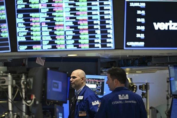 Küresel piyasalarda negatif seyir devam ediyor