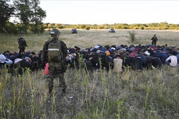 Balkan sınırlarında düzensiz göçmen ve çocuklara yönelik şiddet Avrupa'ya göçü durdurmuyor