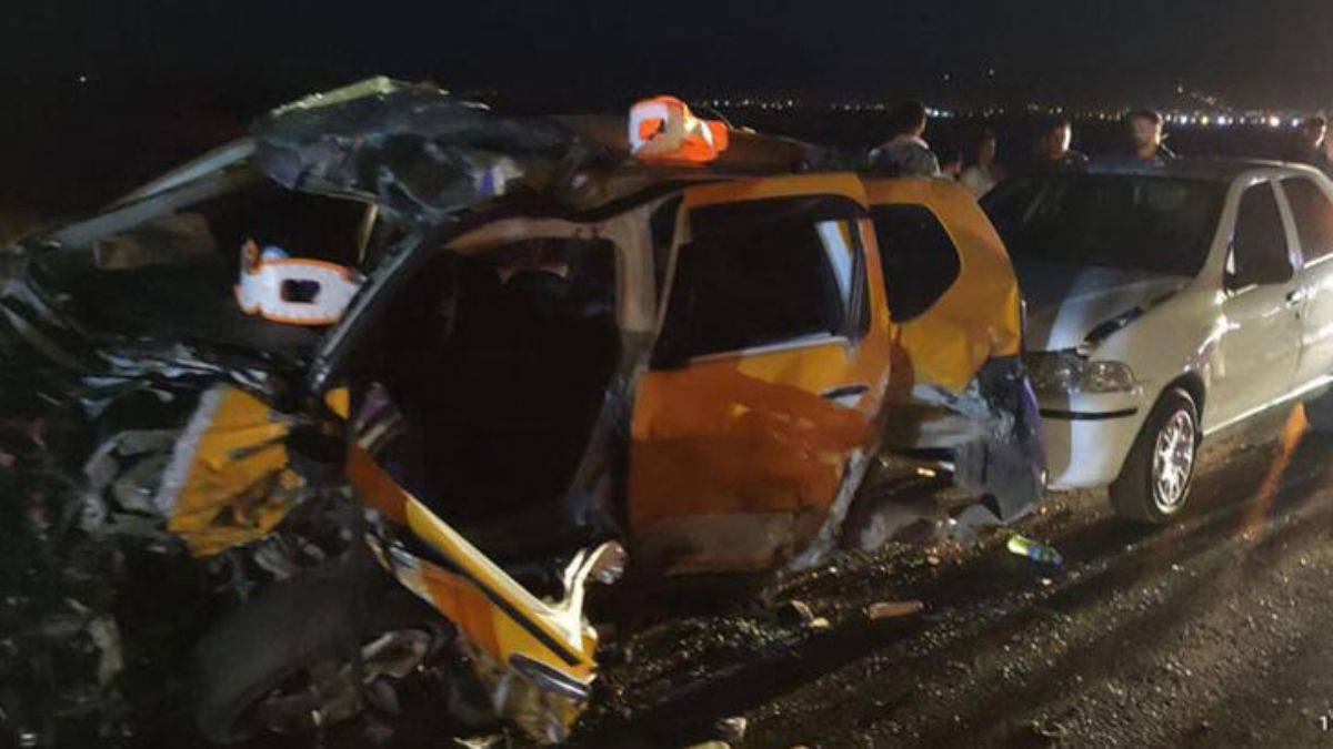 Muş-Bingöl karayolunda zincirleme kaza: 3 ölü, 8 yaralı