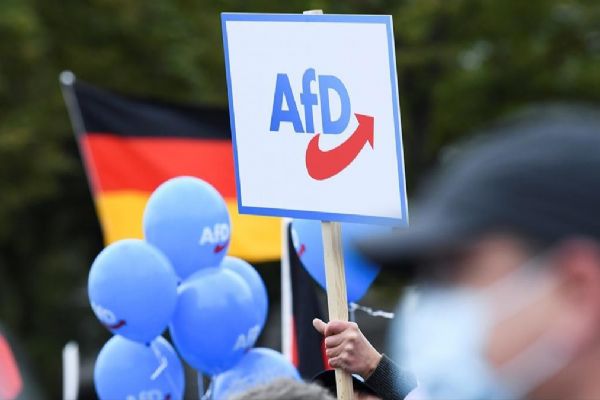 İslam karşıtı parti Almanya'yı karıştırdı! Ülke için ''tehlike'' olarak görüyorlar