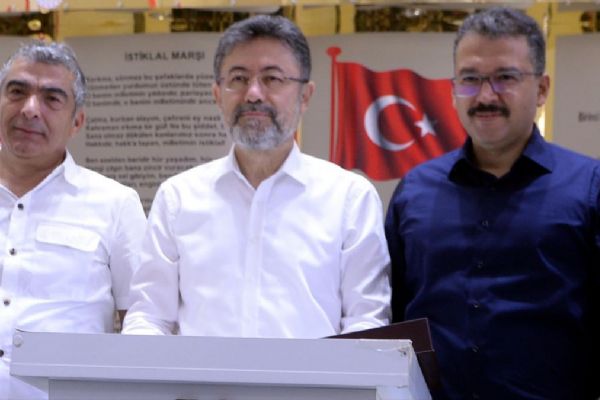 Kardeş ülkenin Zengezur koridoru planı! Bakan Yumaklı: Türk dünyasına açılan kapı olacak