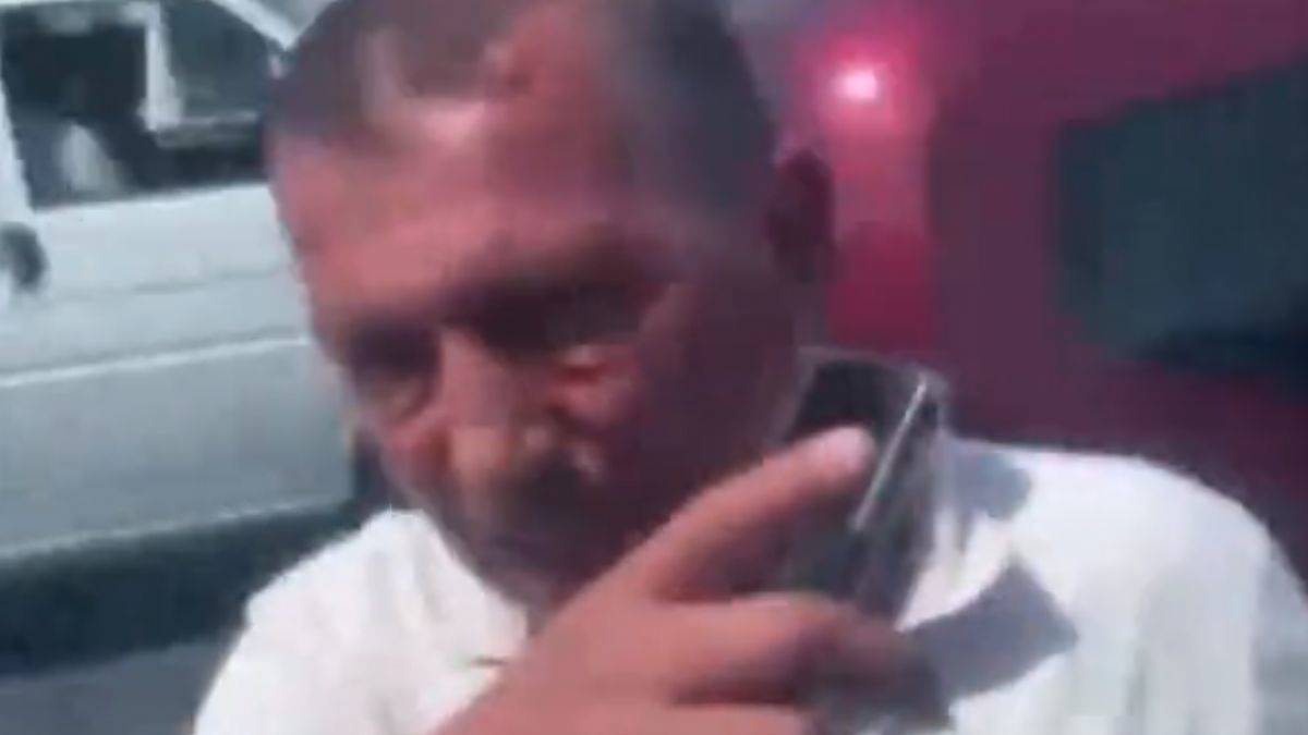 Ambulansın önünü kesti: 'Ben Rizeliyim, cümle alem bilir'