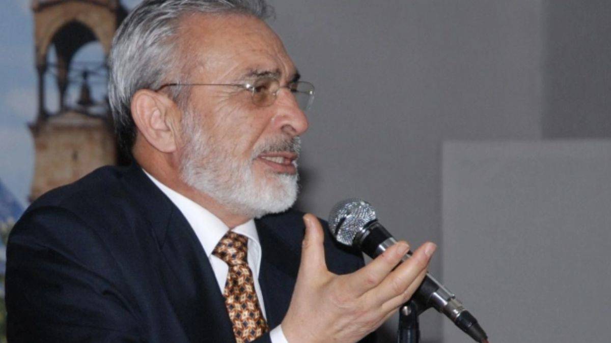 İsmet Özel'den eğitim sistemine eleştiri