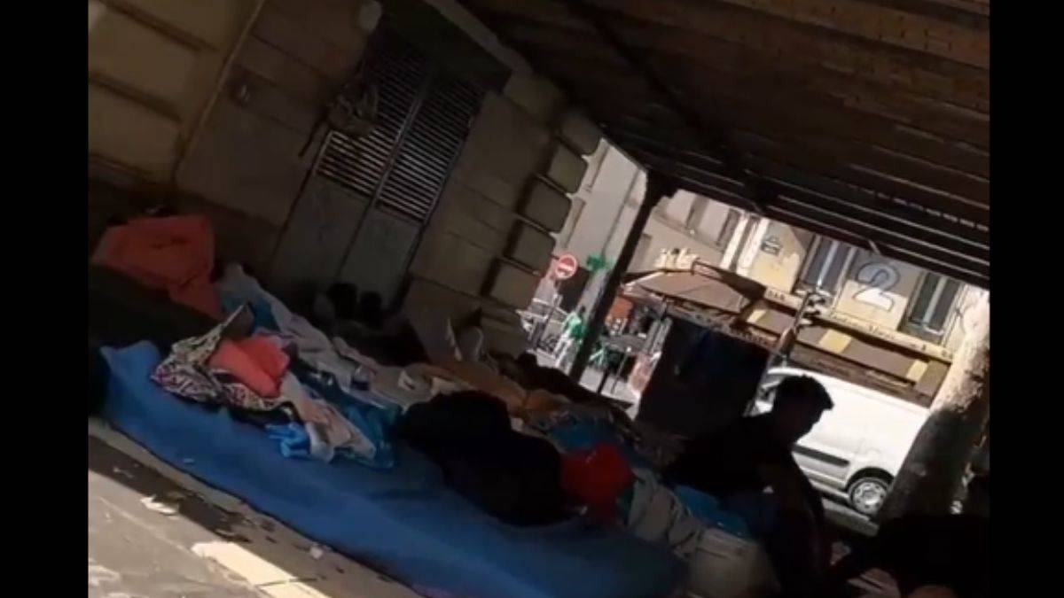 Paris sokaklarından ürkütücü görüntüler