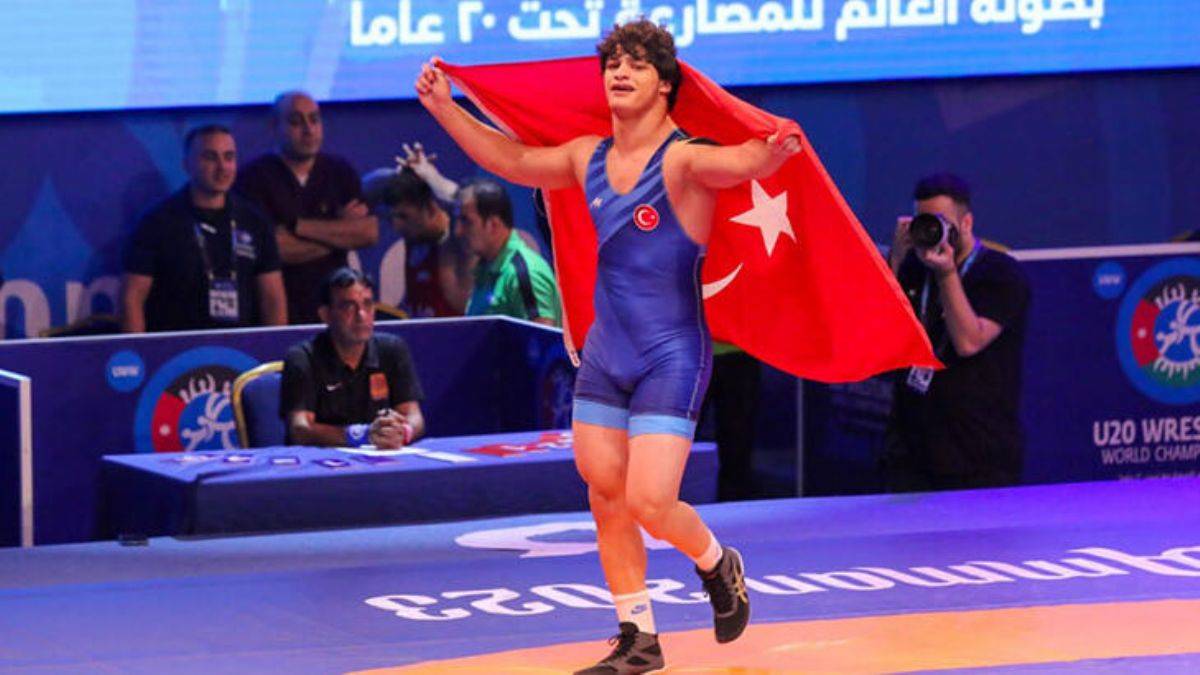 Alperen Berber, dünya şampiyonu oldu