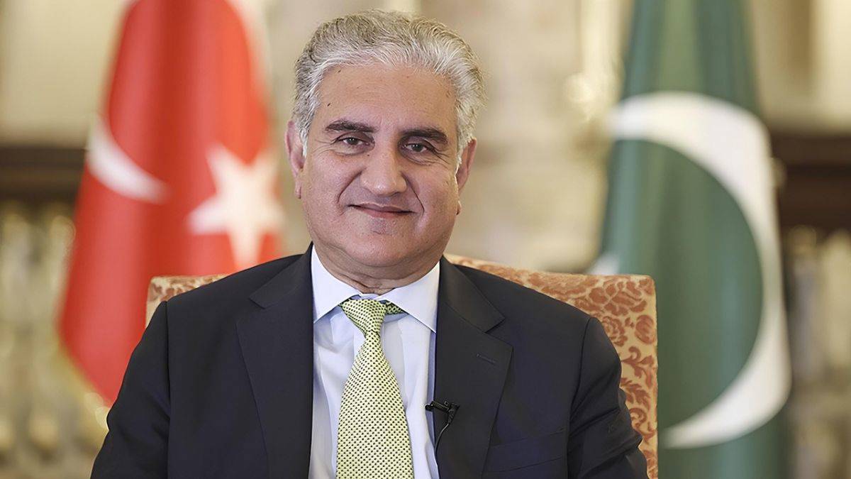 Pakistan'da Başbakan Han kabinesinden bakana gözaltı