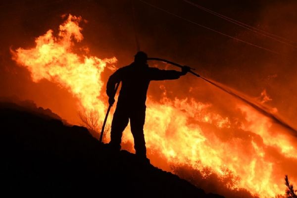 Yunanistan'da orman yangınında 18 göçmen öldü