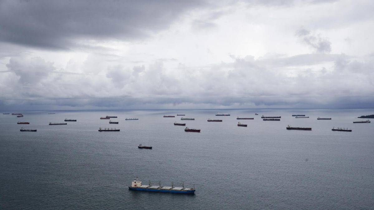 Dünya ticareti kilitlendi! 10 ay uzayacak