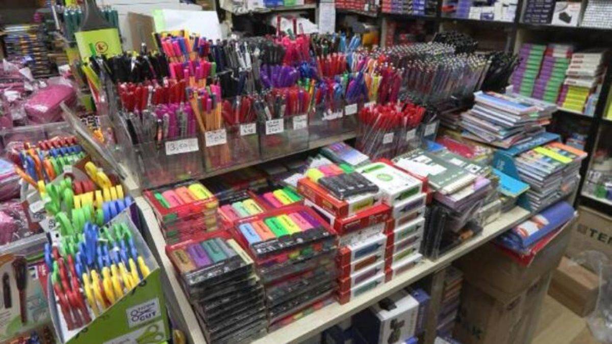 Vatandaş ucuz kalem, ince defter arıyor