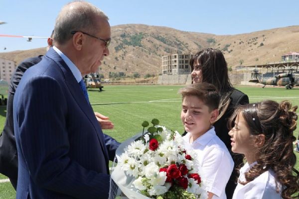 Erdoğan cuma namazını Bitlis'te kıldı