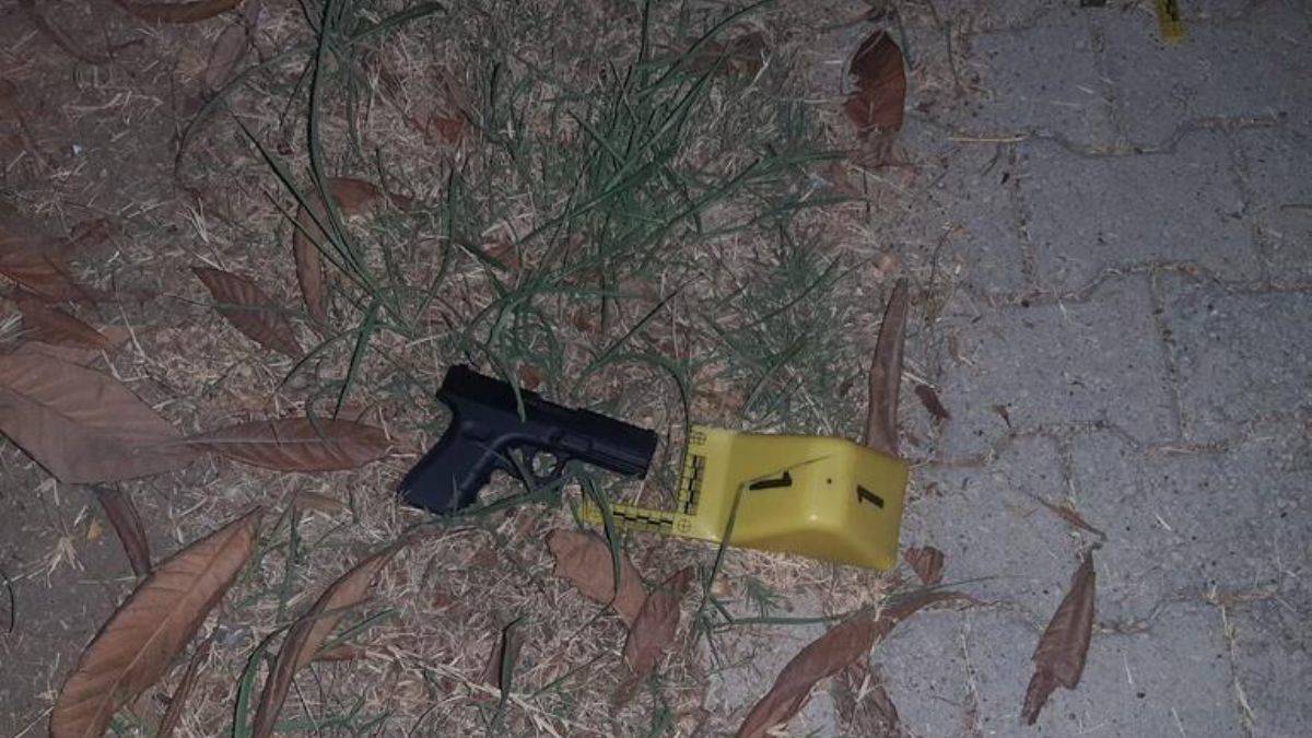 Ev sahibi, kiracılarını bıçaklayıp köpeklerini öldürdü