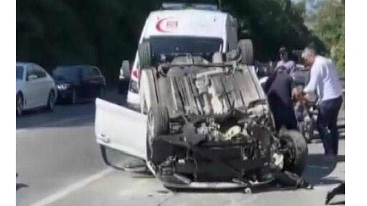 Takla atan otomobil güvenlik kamerasında