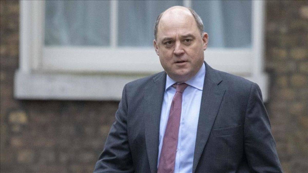 Ukrayna'ya tepkili İngiliz bakan istifa etti