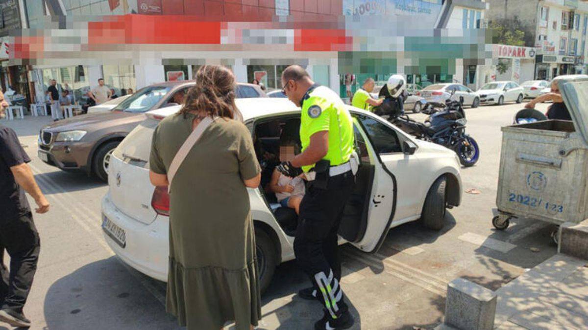 Polisten çocuklarını araçta bırakıp giden anneye tepki