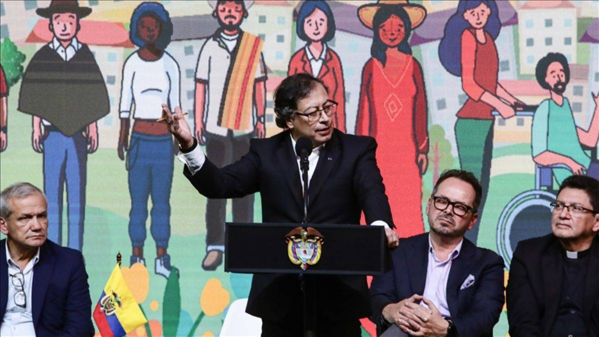 Kolombiya'da İspanyol parasıyla 'darbe planı'